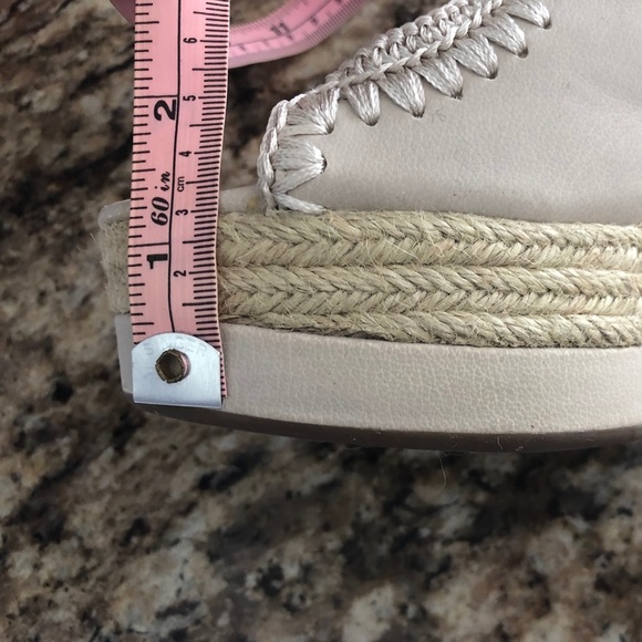 NWOT Adrienne Vittadini Platform Natural Wedge - Picture 7 of 8